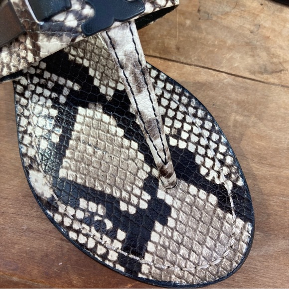 Tory Burch Miller Sandal thong flats snake print size 5 - Picture 11 of 13